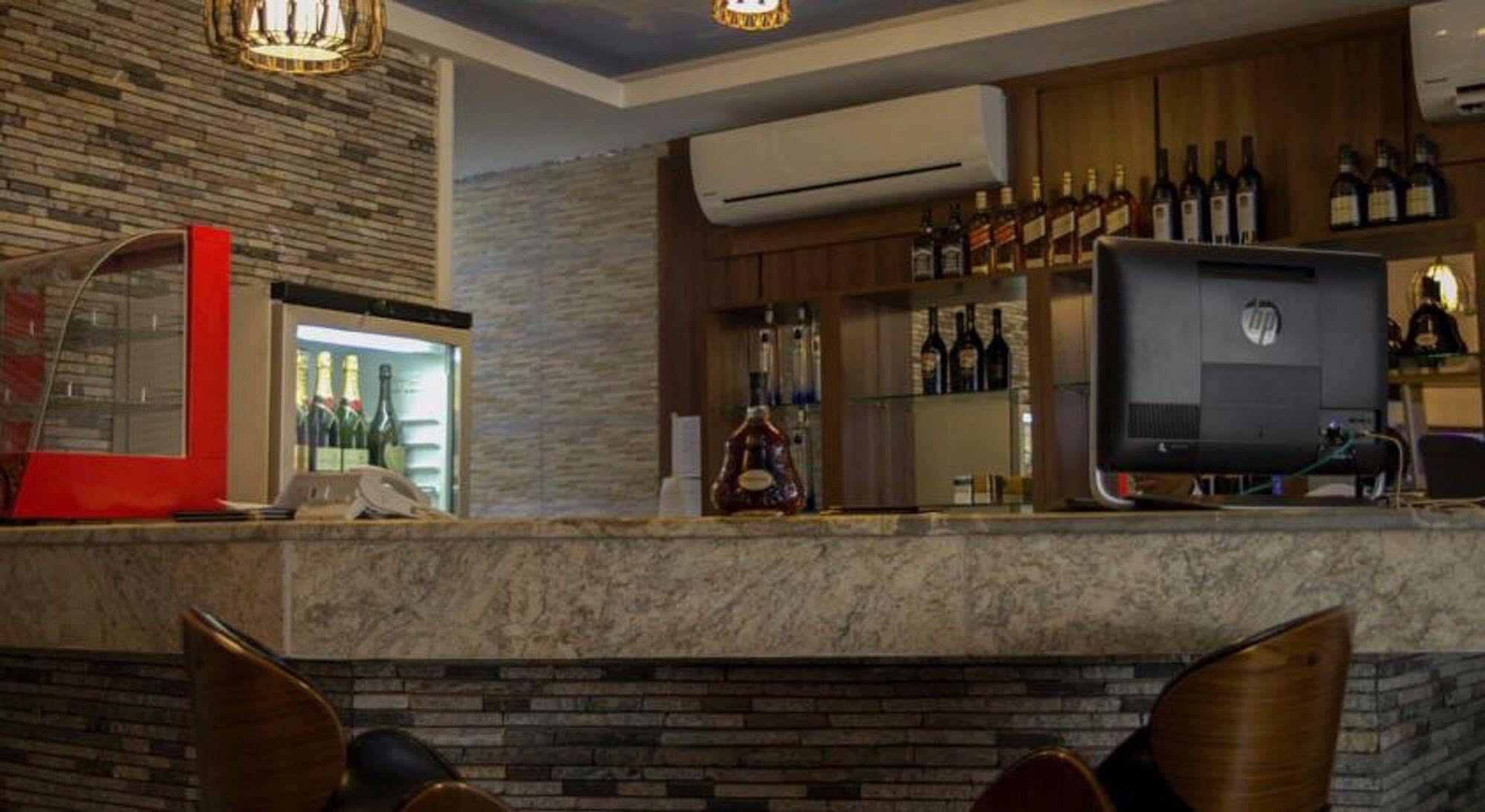 Cubana Suites Mobushipe Exterior photo