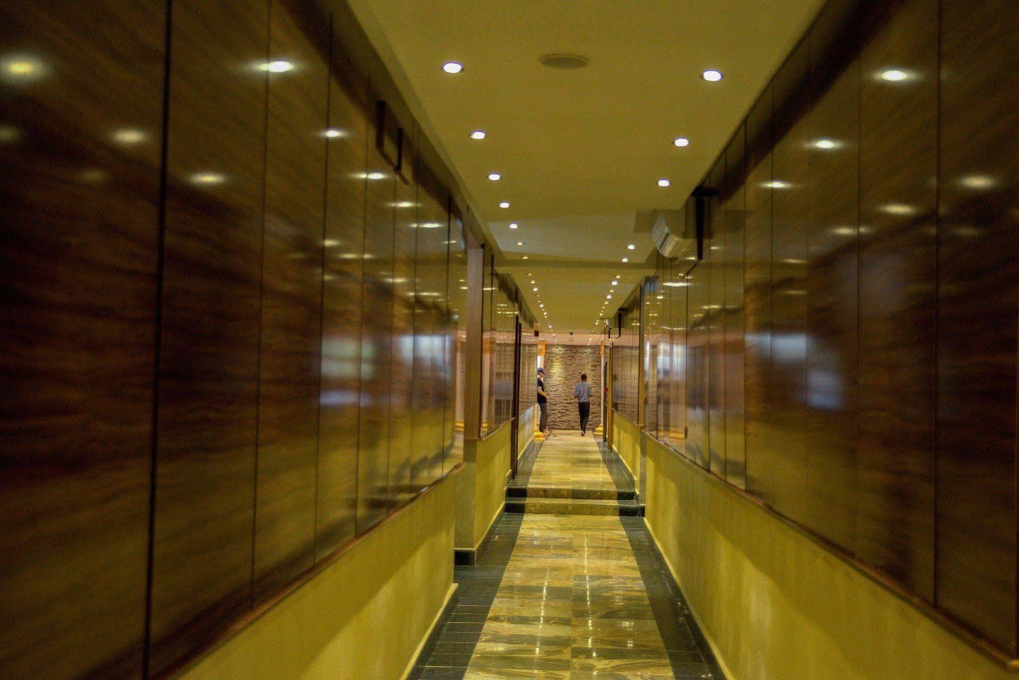 Cubana Suites Mobushipe Exterior photo